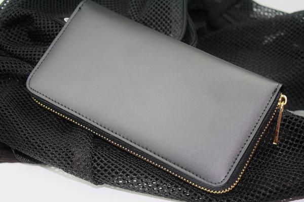 【送料無料】【1円スタート】【新品】高級牛革使用！流行のゴールドファスナー採用！シンプルラウンドファスナーロング　17027　BK
