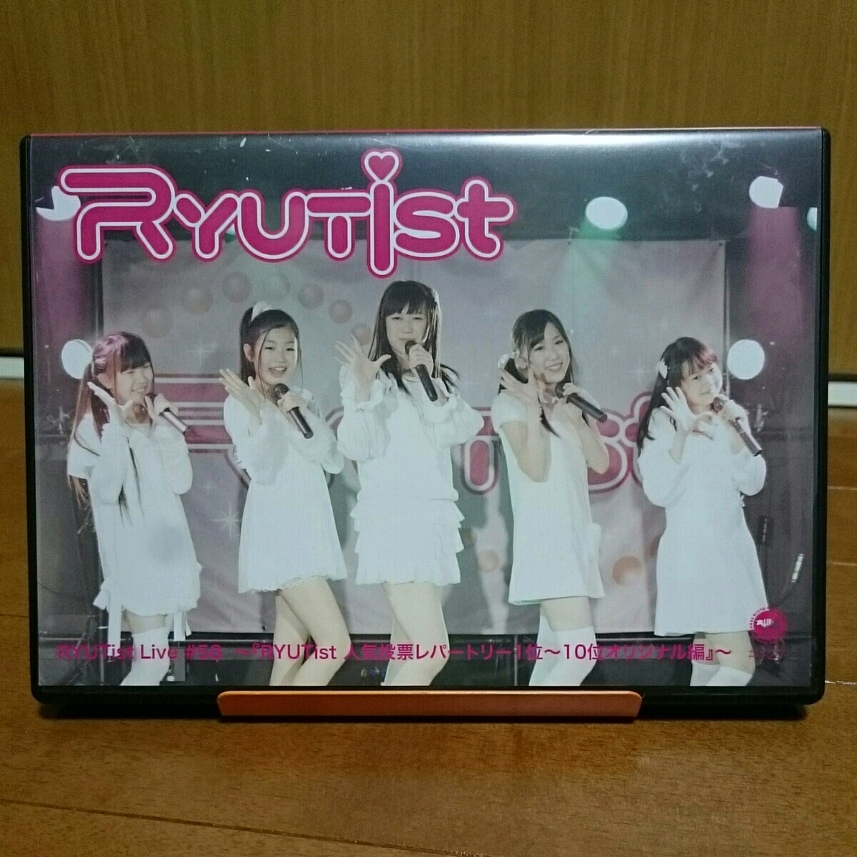 >写真にてご確認ください。写真の物がすべてになります。<BR>足は一度も稼働させておらず新品同様かと思いますが<BR>あくまで中古品なので、ノークレームノーリターンでお願いします。<BR>読込動作確認済。<BR><BR>悪い評価が多い方は入札や落札を取り消すことがございます。<BR>新規の方が入札する際、必ず質問欄に記入をお願いします。<BR><BR><BR>発送はゆうパック、定形外郵便となります。<BR>振込先は三菱東京ＵＦＪ銀行もしくはゆうちょ銀行を予定しています。<br><br><span class=