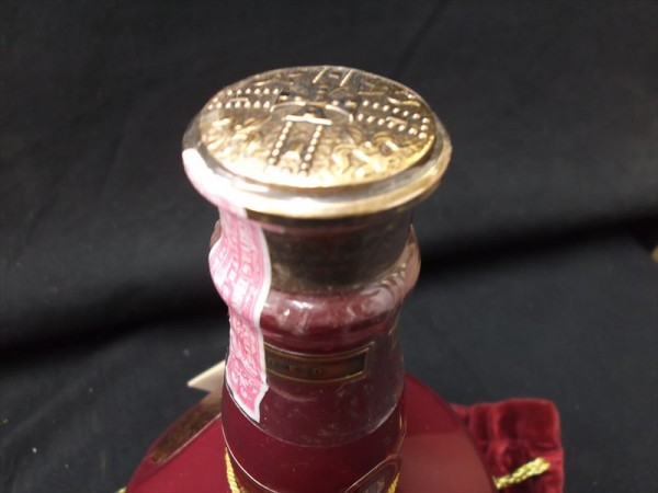 21年 赤 ロイヤルサルート SALUTE ROYAL 陶器ボトル サルート ブレン