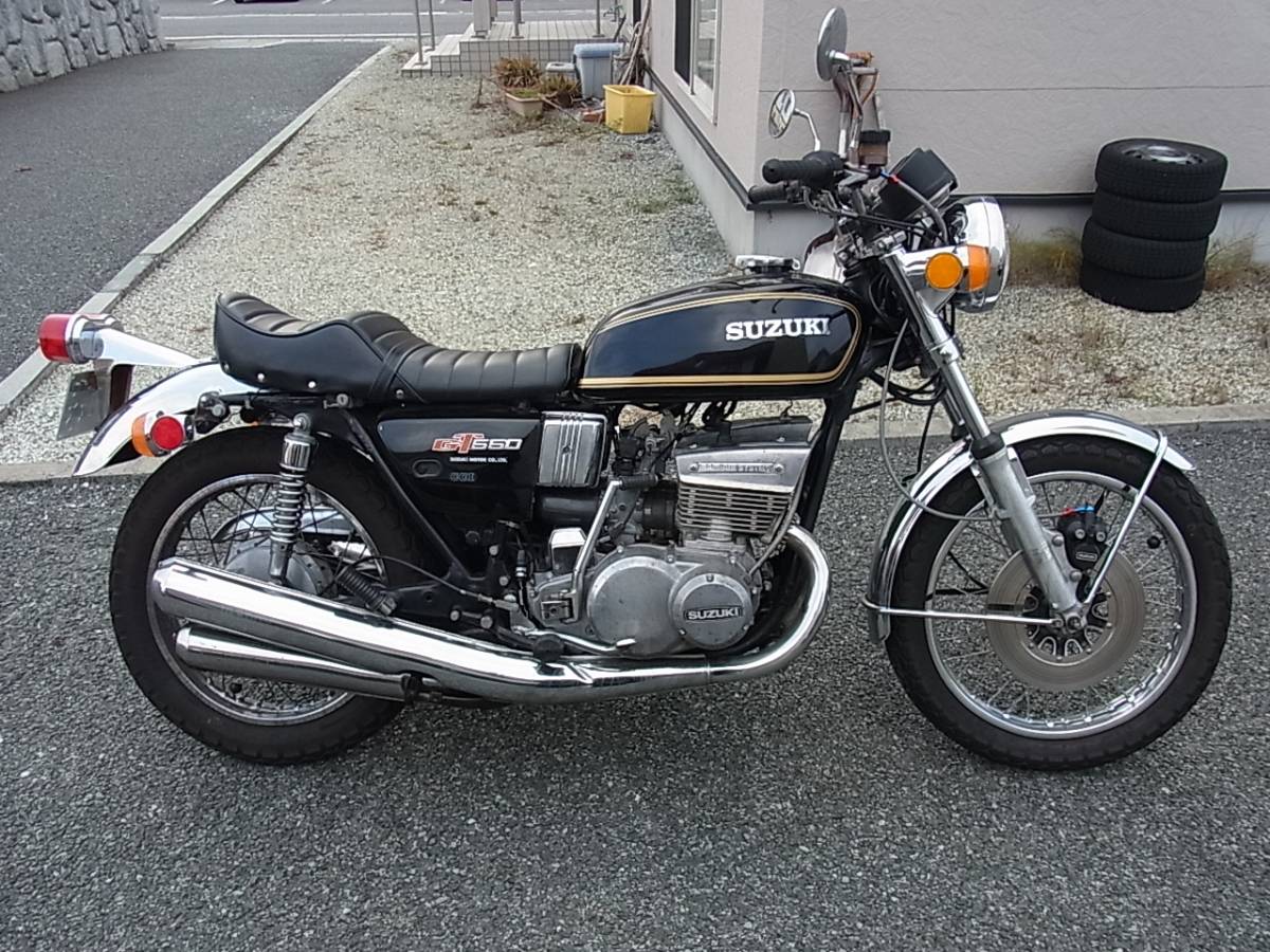 スズキ GT550 GT550 車検切れの車は名義変更が必要！方法や必要 