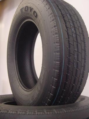 期間限定特価！ トーヨー 195/70R16 109/107 L デルベックス M134 ◎ TOYO 195/70-16 ◎ ２本セット 23600円送料税込み