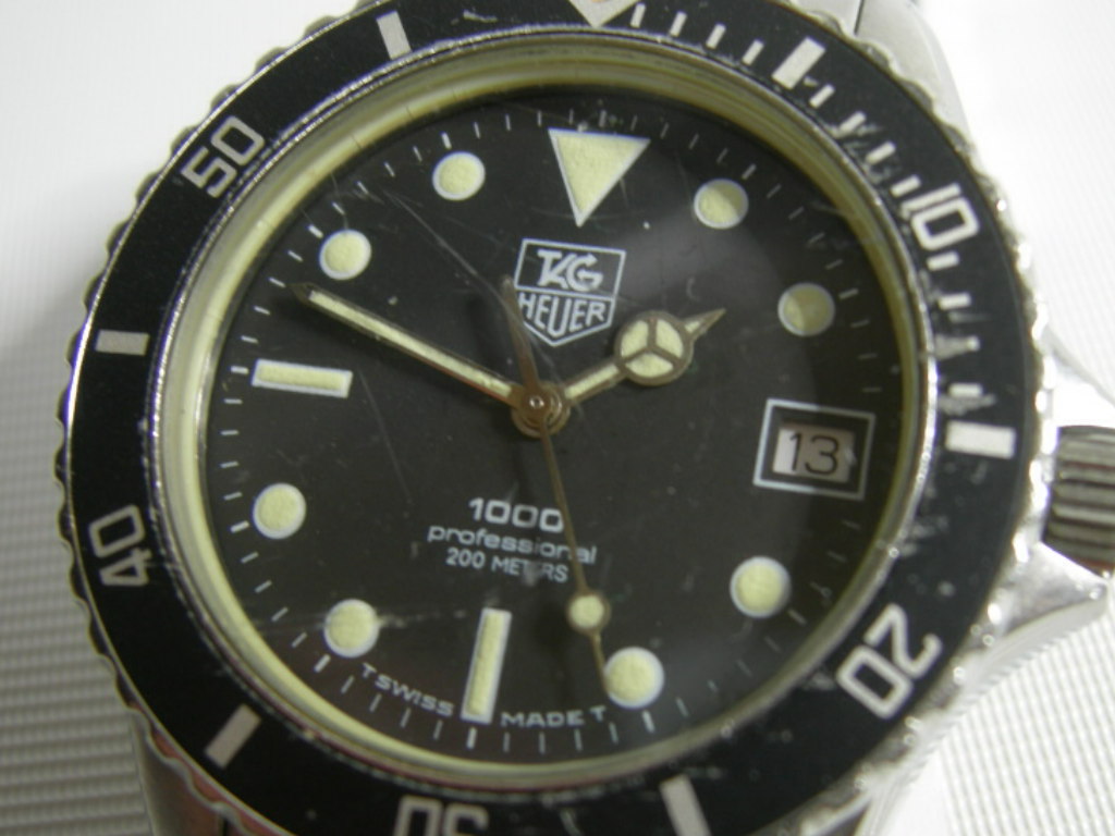 タグホイヤー タグ・ホイヤー TAG HEUER 1000 professional 200 METERS