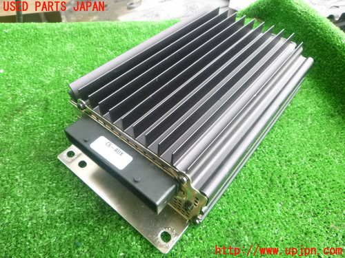 1UPJ-34976525]アウディ・A6 C6系(4FAUKS)アンプ 中古