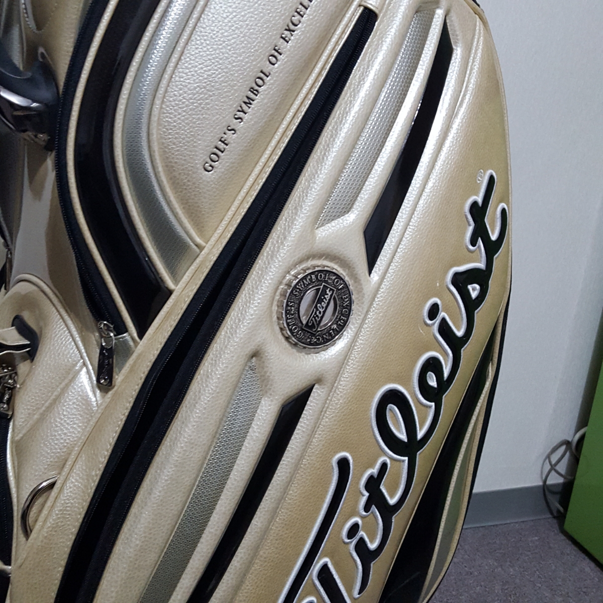 タイトリスト　キャディーバッグ　超美品　限定品9.5型