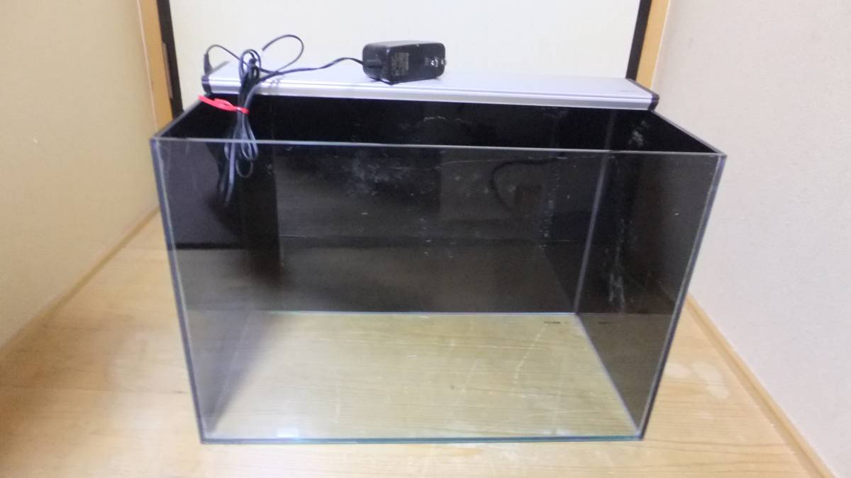 中古水槽☆ガラス☆照明付き