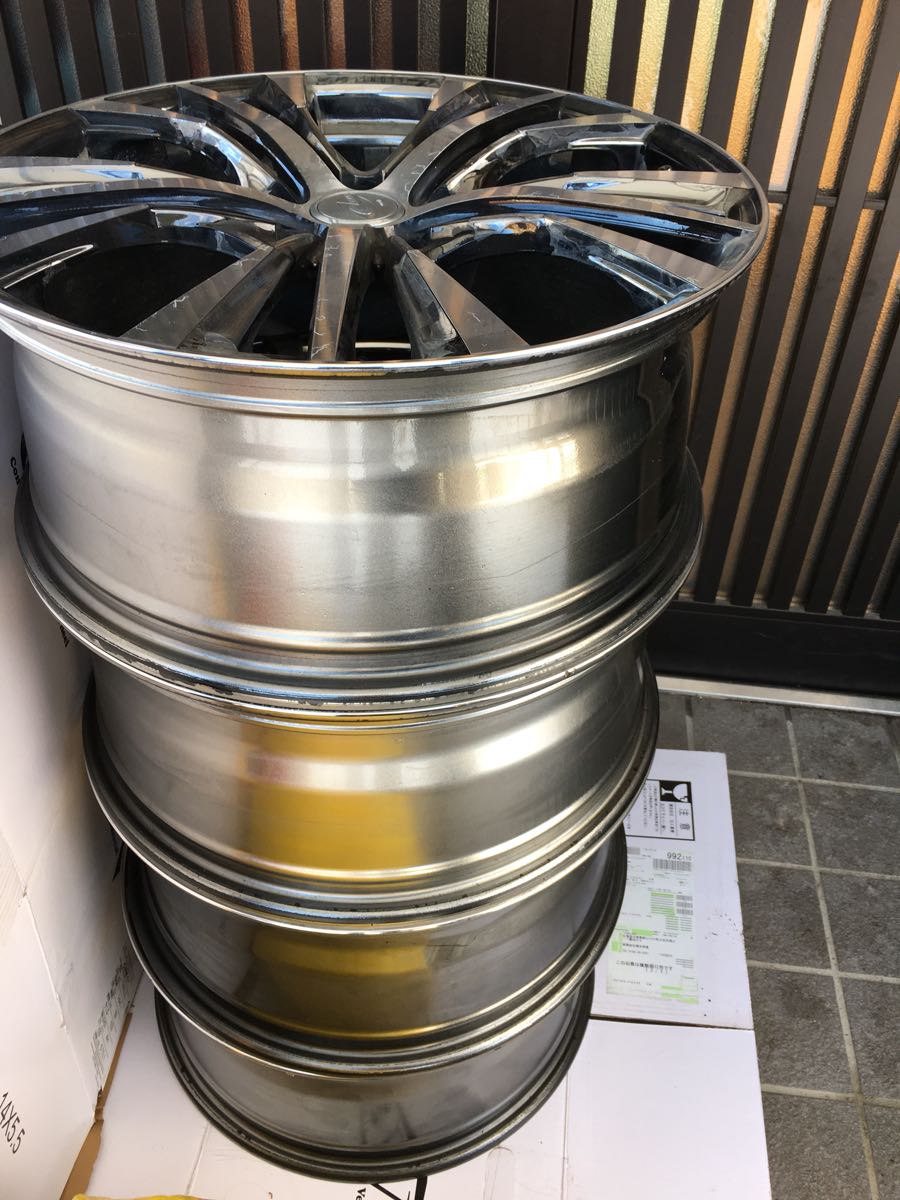 車用ホイール レオニス R19/8J/PCD114.3 1スタ 美品 ホイールのみ 8j+