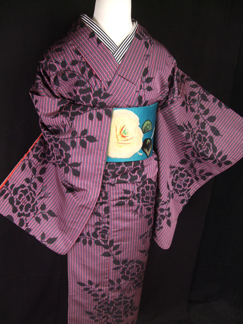 美しすぎた薔薇 年末セール乙女屋＊d190美品！大正浪漫！縞に薔薇の文様 アンティーク銘仙 八王子銘仙 (新潮文庫 く 56-1) : くわがき あゆ: 本