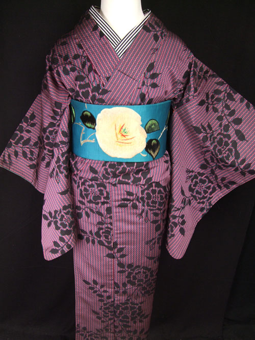 美しすぎた薔薇 年末セール乙女屋＊d190美品！大正浪漫！縞に薔薇の文様 アンティーク銘仙 八王子銘仙 (新潮文庫 く 56-1) : くわがき あゆ: 本