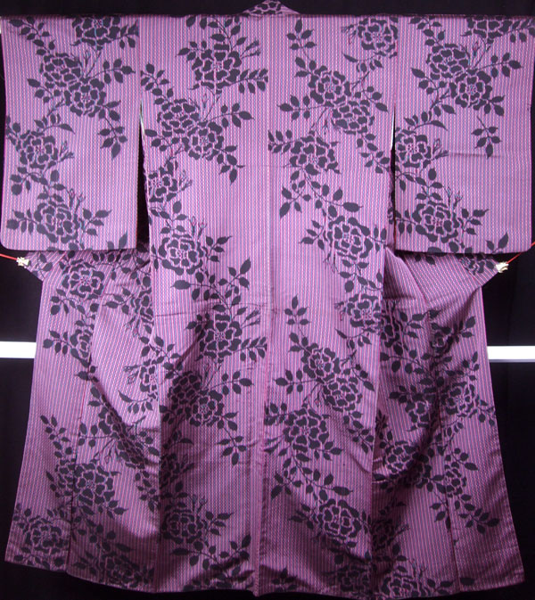 美しすぎた薔薇 年末セール乙女屋＊d190美品！大正浪漫！縞に薔薇の文様 アンティーク銘仙 八王子銘仙 (新潮文庫 く 56-1) : くわがき あゆ: 本