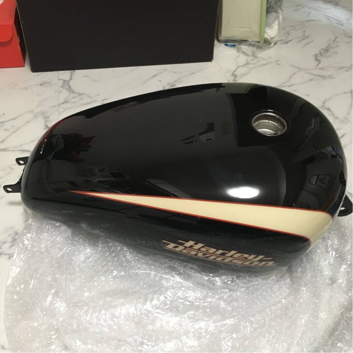 スポーツスター 純正タンク XLH1200 XL1200R スポーツスター ハーレーダビッドソン | ハーレー バージン