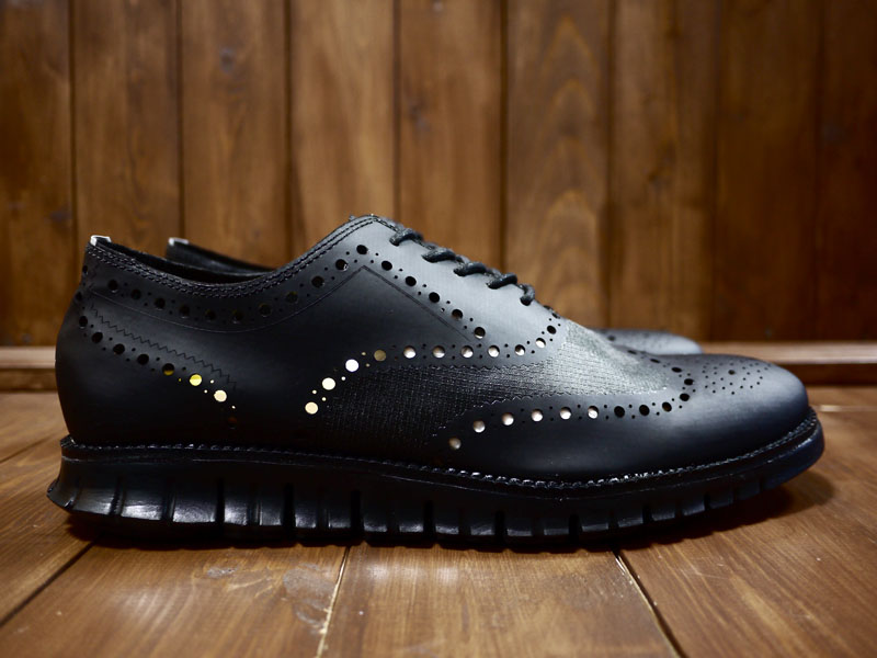 【2025，新作】 定価4.8万 COLE HAAN ZEROGRAND WINGTIP OXFORD NO.STCH ゼログランド 黒 US8.5/26.5cm(8.5インチ)｜売買されたオークション情報、yahooの商品情報をアーカイブ公開 - オークファン 靴