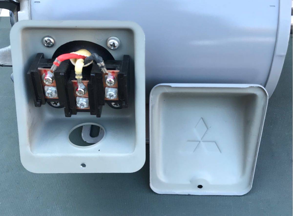 三菱電機 SF-JR 0.4kw 4P 200V モーター 400W 標準モータ 未使用品 □