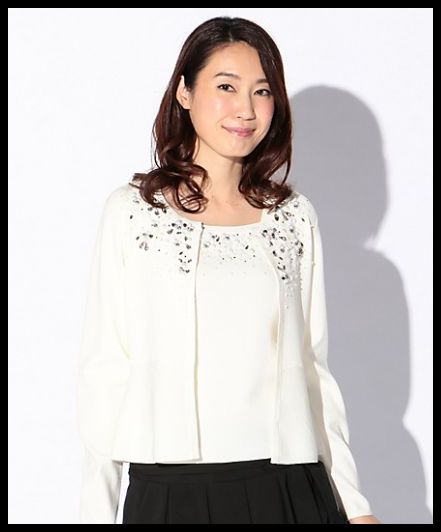 TOBECHIC☆難ありビジューカーデ白 新品定価4万 TO BE CHIC ビジュー