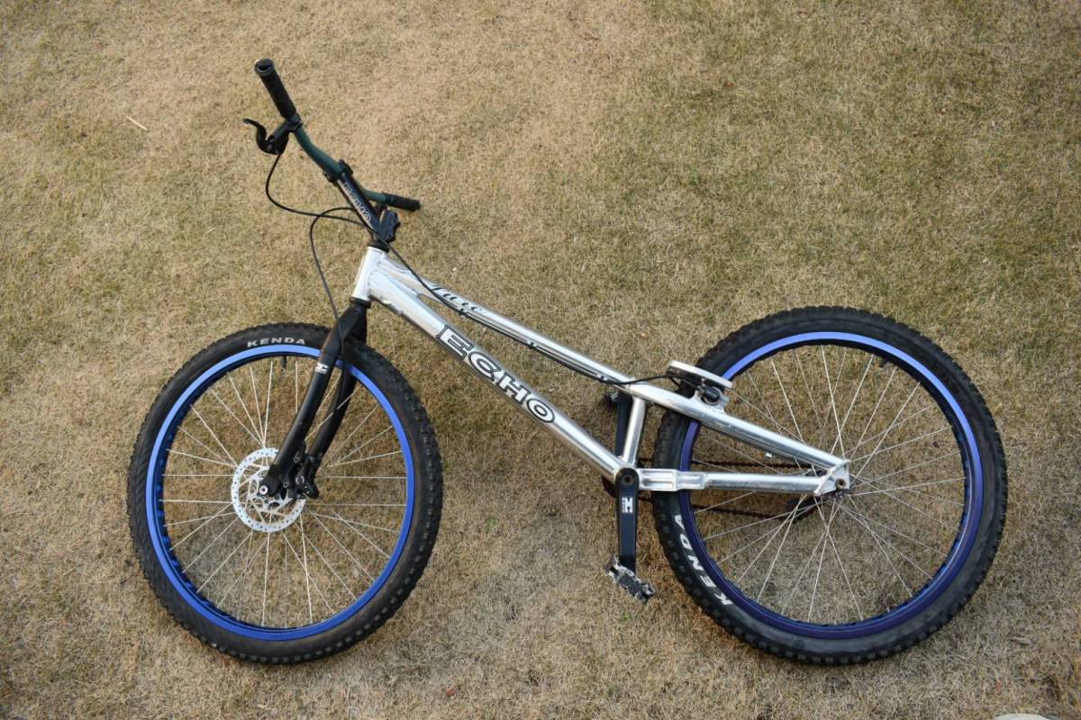 トライアル 自転車 26インチ ECHO Pure ECHO pure トライアル自転車 中古につき格安出品 高額買取実施中!!良品