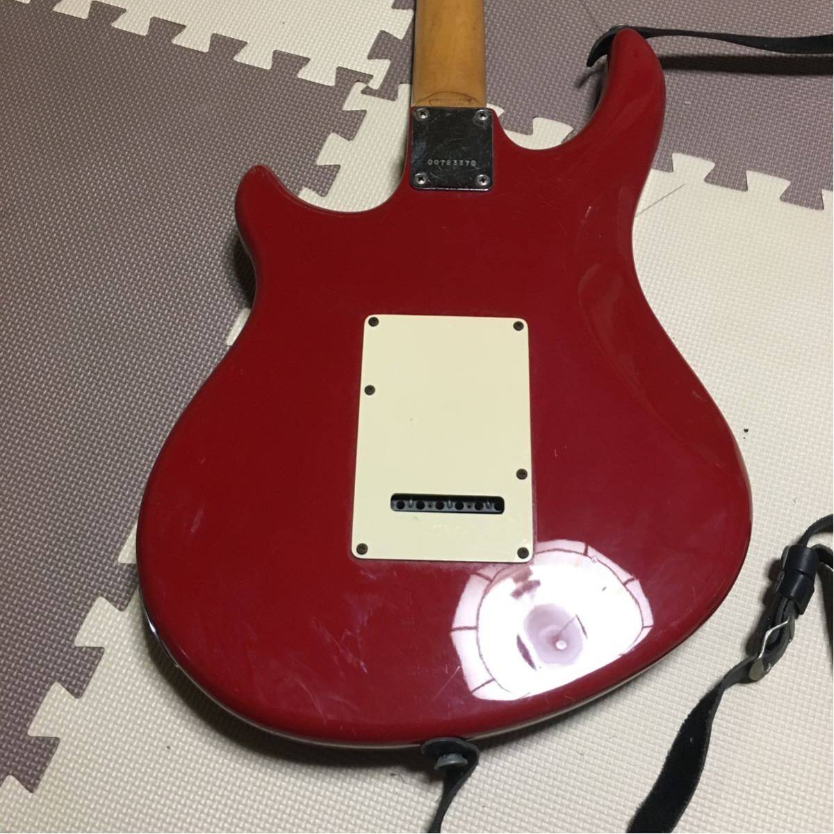 Peavey エレキギター 本体 動作未確認 Peavey エレキギター 本体 動作