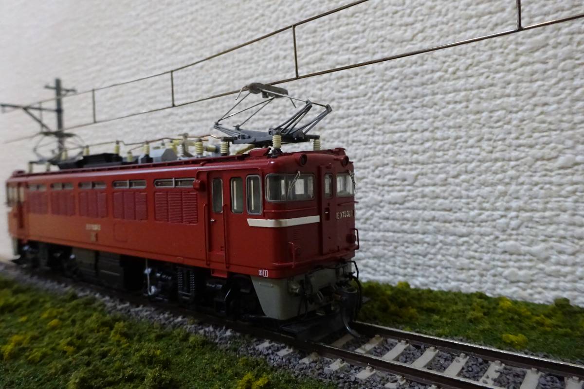 ハンドメイド　HOゲージ 車両展示台 ジオラマ ケース付き HOゲージ 車両展示台・ジオラマ （クリアケース付） ハンドメイド HO