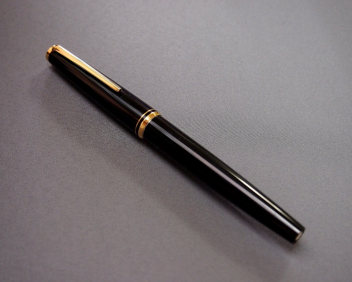 Montblanc 万年筆 14K モンブラン 万年筆 14K 14金 Montblanc 程度良いです 未使用かも？