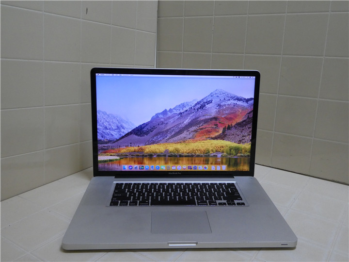 MacBook Pro (A1707)[15インチ] タッチバー ※ジャンク扱い ジャンク