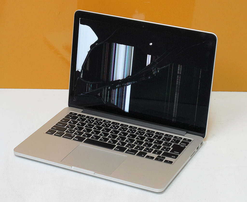 ジャンク］MacBook Pro (Retina， 15インチ， Late 2013) 2.3GHz