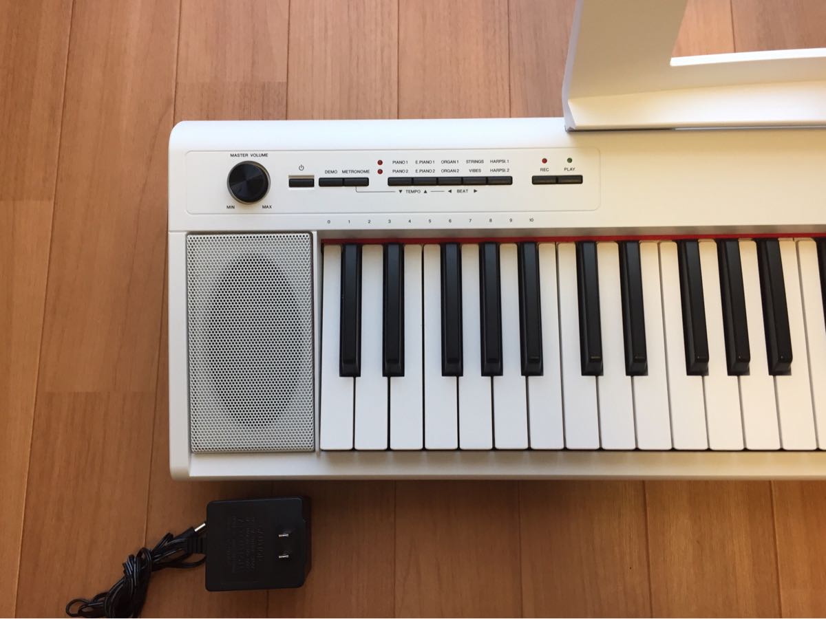 ヤマハ ピアジェーロ 61鍵キーボード ホワイトYAMAHA piaggero(ピアジェーロ) NP-12WH_3