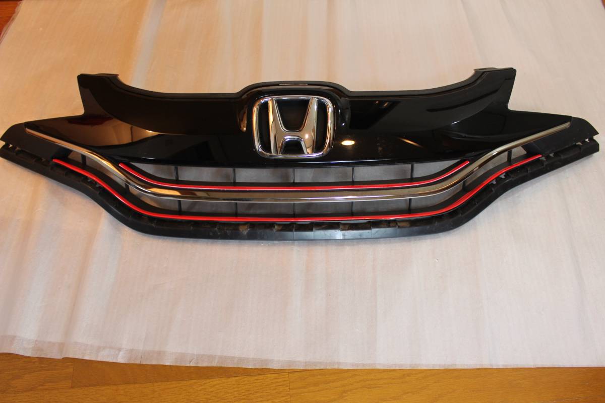 ☆中古希少☆ GK3 GK5 フィット RS 前期 純正 フロントグリル GK3 GK5
