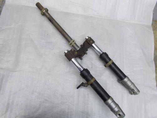 ライブディオ ZX AF35 AF34にも フロントフォーク ステムセット！