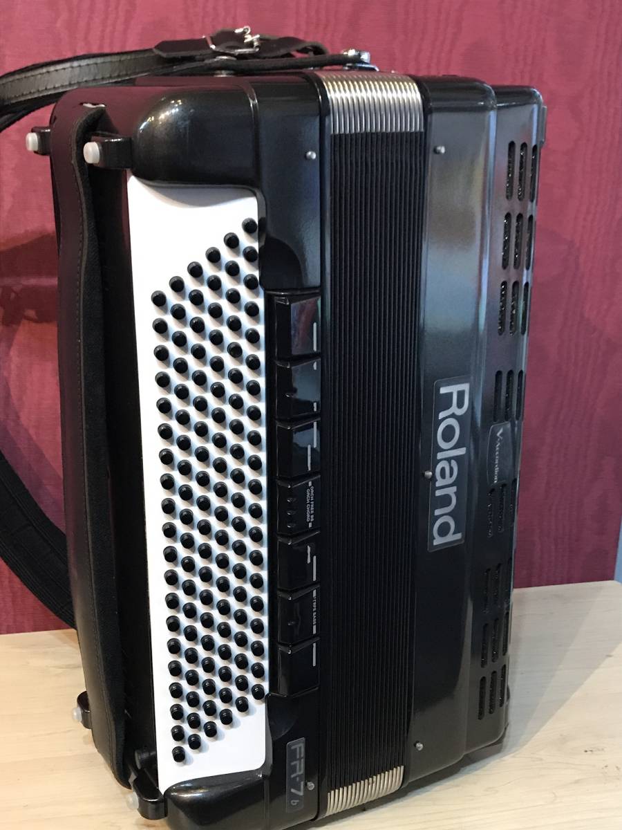 ☆最高級機☆Roland V-Accordion☆FR-7b 希少なボタン式☆V 