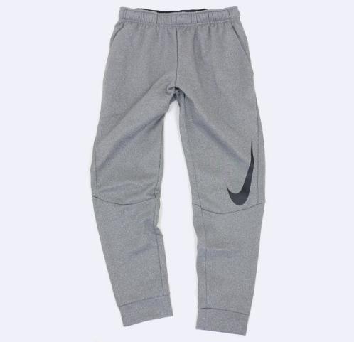 【売り切り】 新品 NIKE THERMA-FIT ナイキ サーマ グラフィック ビッグスウッシュ テーパードジョガーパンツ M グレー◆EI206