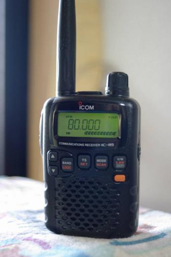 ICOM 受信機 IC-R5 動作確認済み IC-R5 ICOM アイコム 訳あり 受信機 Yahoo!オークション 広帯域