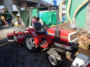 ヤンマーディーゼル トラクター 4WD F15D 657時間 農業用 激安価格で