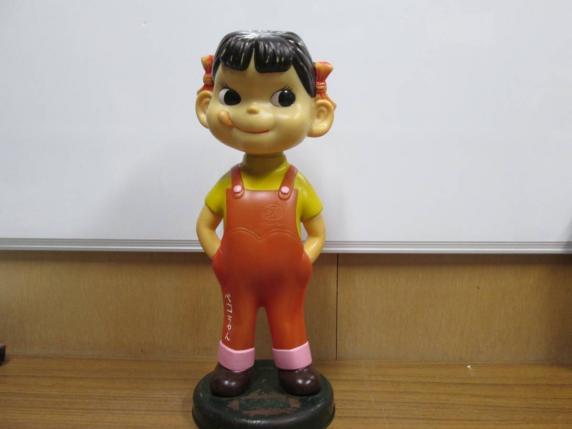 ペコちゃん 大きいタイプ ブリキ台 46cm 不二家 ぺこちゃん 47