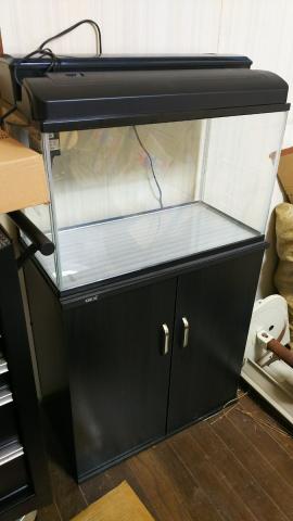 ADA キャビネット付60cm水槽セット 水槽60cm、キャビネット