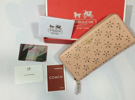 新品 COACH コーチF53868 ピンク 長財布 レディース 女性用財布