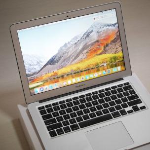 中古パソコンApple Macbook air - Mid2012（中古） MacBook Air 13.3
