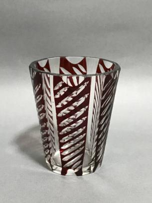 新品，人気 純 時代ガラス 赤被せ切子ガラスのグラス 戦前品 １２面取のモダンなカット 無傷良品 検 氷コップ(その他)｜売買されたオークション情報、yahooの商品情報をアーカイブ公開 - オークファン その他