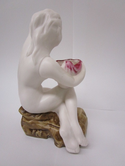 大幅値下げ！！珍品　瀬戸ノベルティ　裸婦　洗髪_4