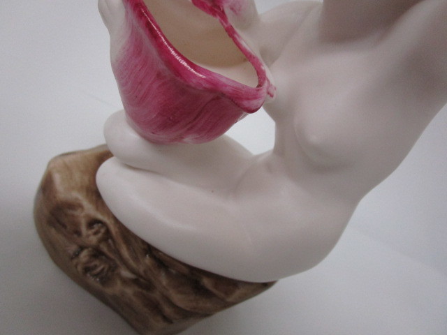 大幅値下げ！！珍品　瀬戸ノベルティ　裸婦　洗髪_5