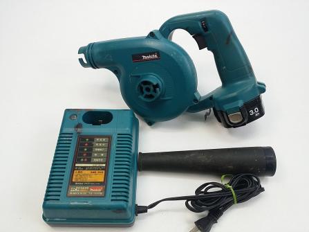 MQL73★makita ブロワ＋充電器＋バッテリーセット UB120D DC1439 9235