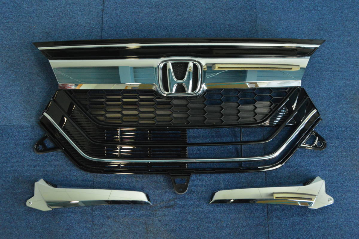 新車外し ホンダ Jf3 N Box カスタム 純正 フロント メッキ グリル エンブレム セット Tta J010 M1 納車外し フロント 売買されたオークション情報 Yahooの商品情報をアーカイブ公開 オークファン Aucfan Com
