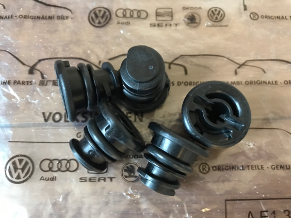 人気セール，格安 VW ゴルフ7 エンジンオイル ドレンプラグ 5個セット ドレーンプラグ Oリング シール付き ザビートル ティグアン トゥーラン パサート(フォルクスワーゲン用)｜売買されたオークション情報、y フォルクスワーゲン用