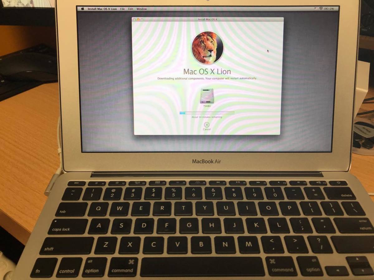 MacBook Air A1370 ジャンク (11.6インチ/Core i7 1.8GHz/SSD 128GB