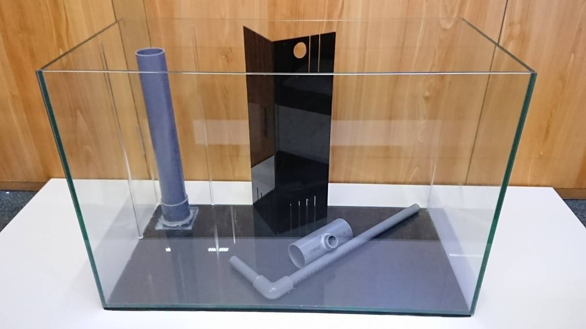 アクリル製オーバーフロー水槽（60×30×36） ☆60㎝×30㎝×