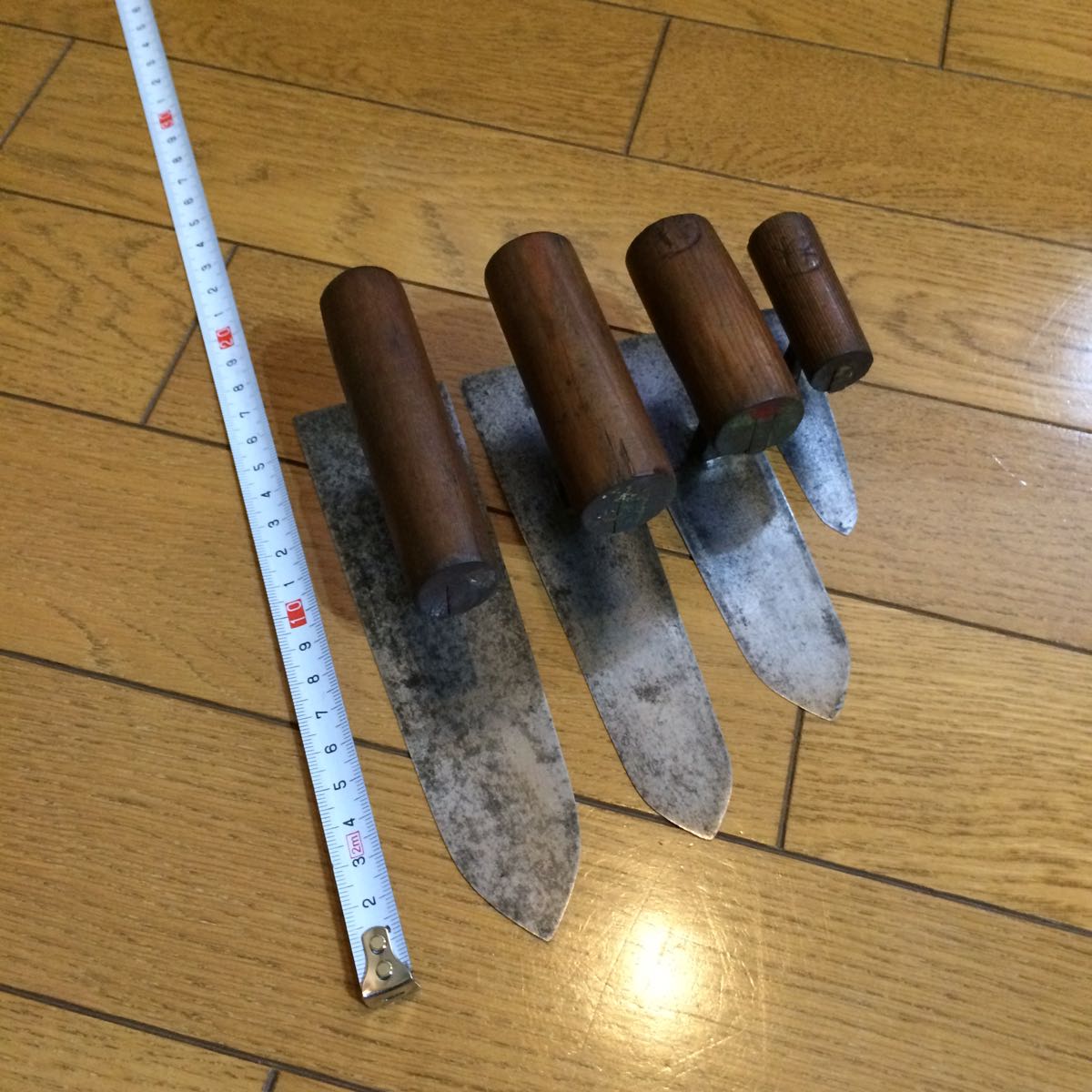 二つ井戸 鏝 糊土鏝 波消し 左官 希少 鏝 二つ井戸 左官
