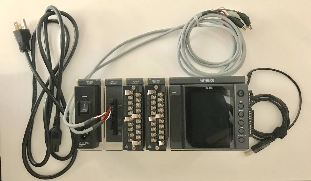 KEYENCE NR-TH08 NR キーエンス マルチ入力データロガー 未使用 マルチ 