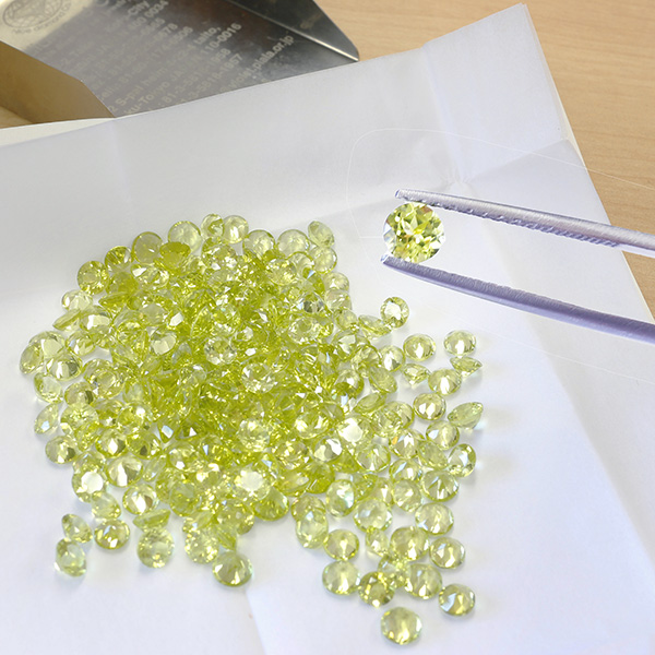 《1円》3ctペリドット K18GP フラワーペンダント【鑑別書付】_7