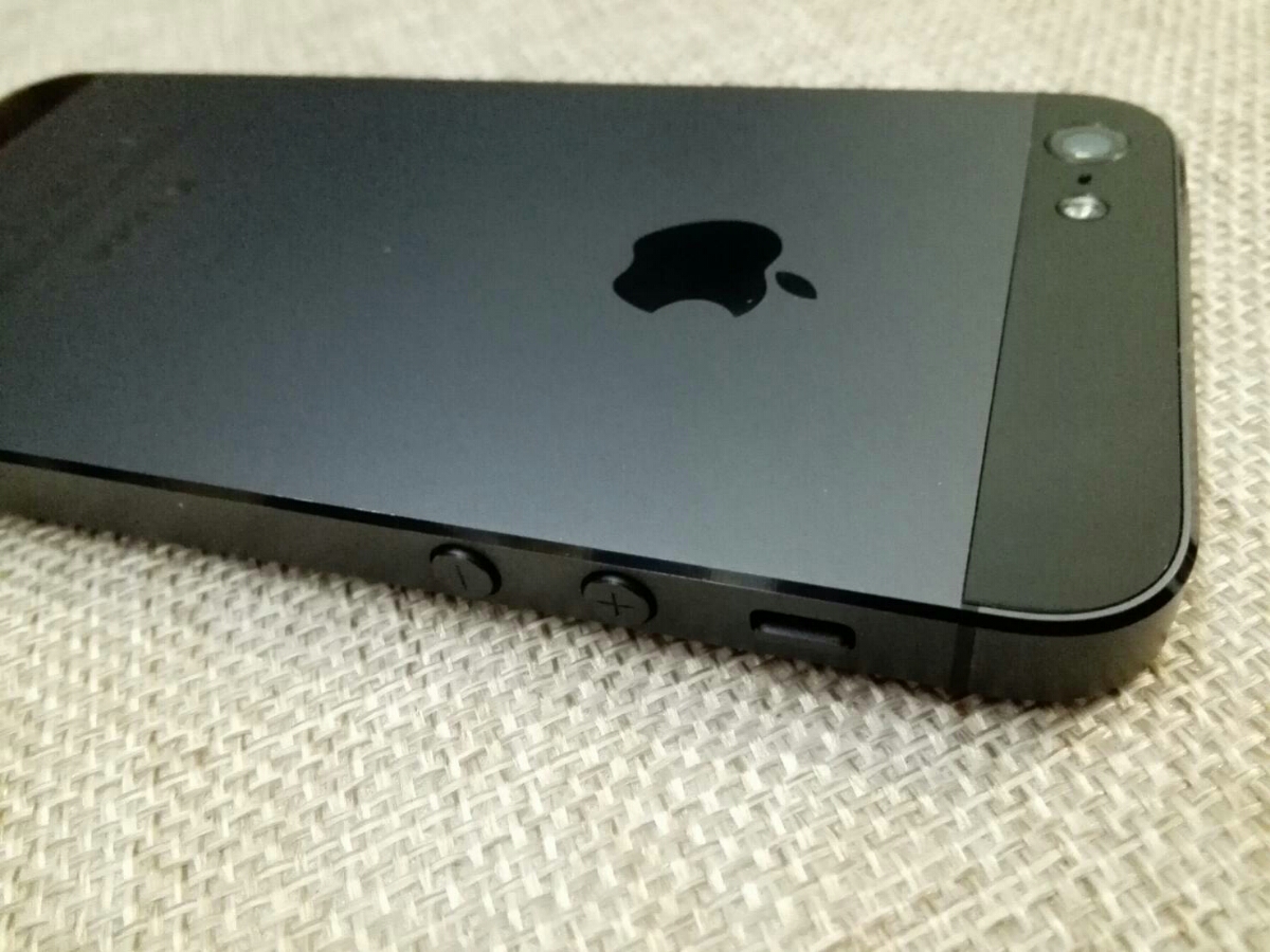 美品　iPhone5 SoftBank　ブラック&スレート_4