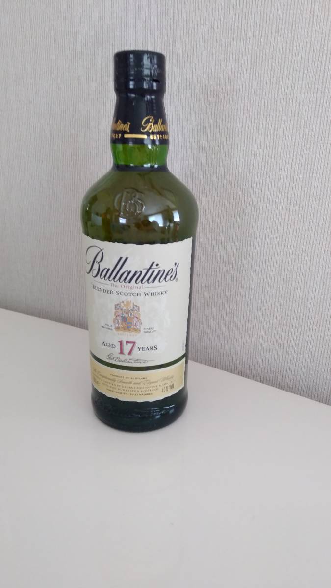 バランタイン17年 未開栓 700ml 箱付き ウイスキー 未開栓Ballantine's