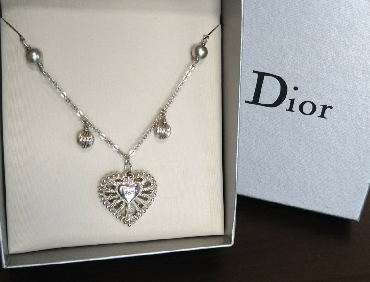Christian Dior クリスチャン・ディオール ハート ネックレス シルバー 