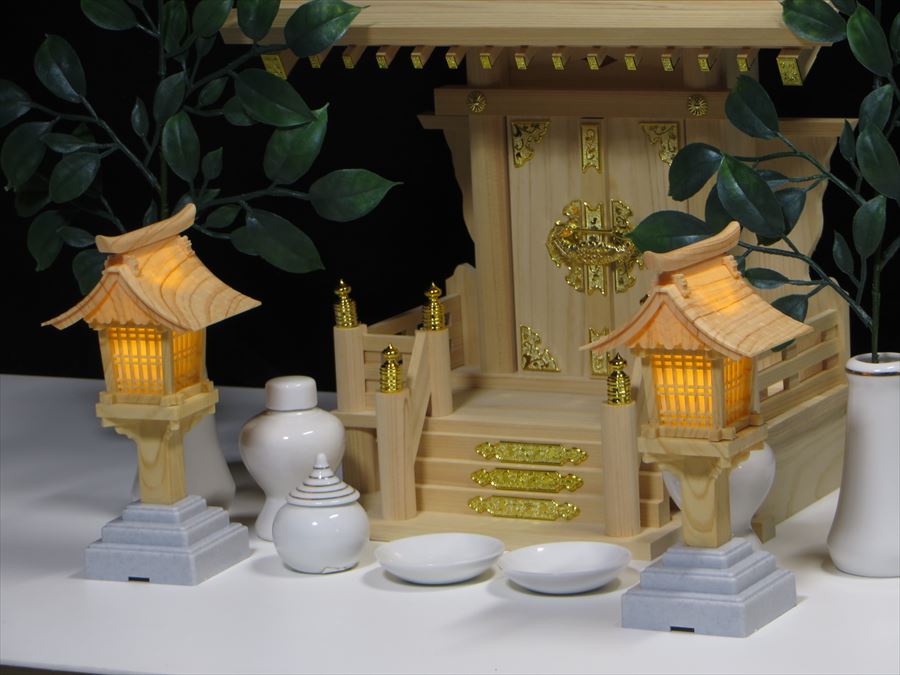 総ケヤキ材 金具なし無双作 精密細工 別注品 最高級品 特大号 入母屋造