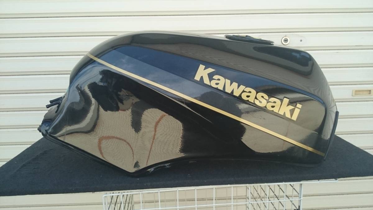 GPZ900R ニンジャオーナー感激！ドレミコレクションがGPz900R用の燃料 